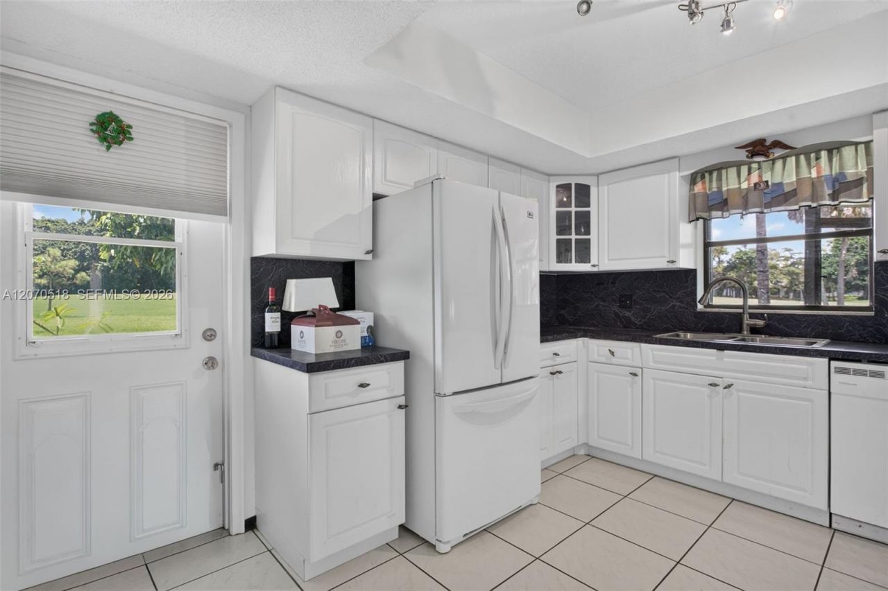 7844 Beechfern Cir , Unit 41, Tamarac, FL 33321 Photo