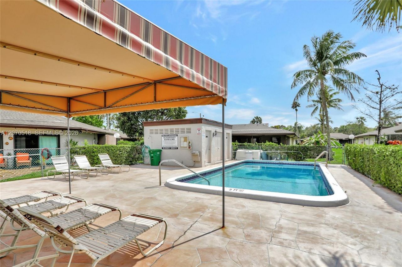 7844 Beechfern Cir , Unit 41, Tamarac, FL 33321 Photo
