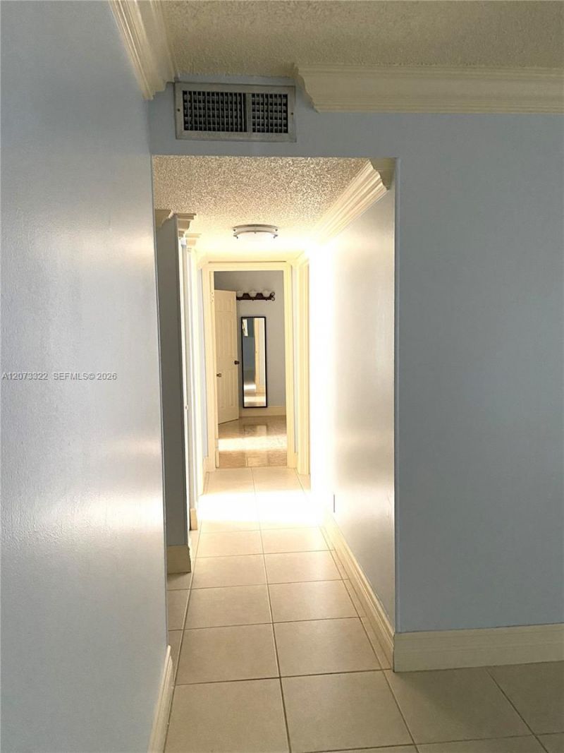7020 Nova Dr , Unit 209D, Davie, FL 33317 Photo