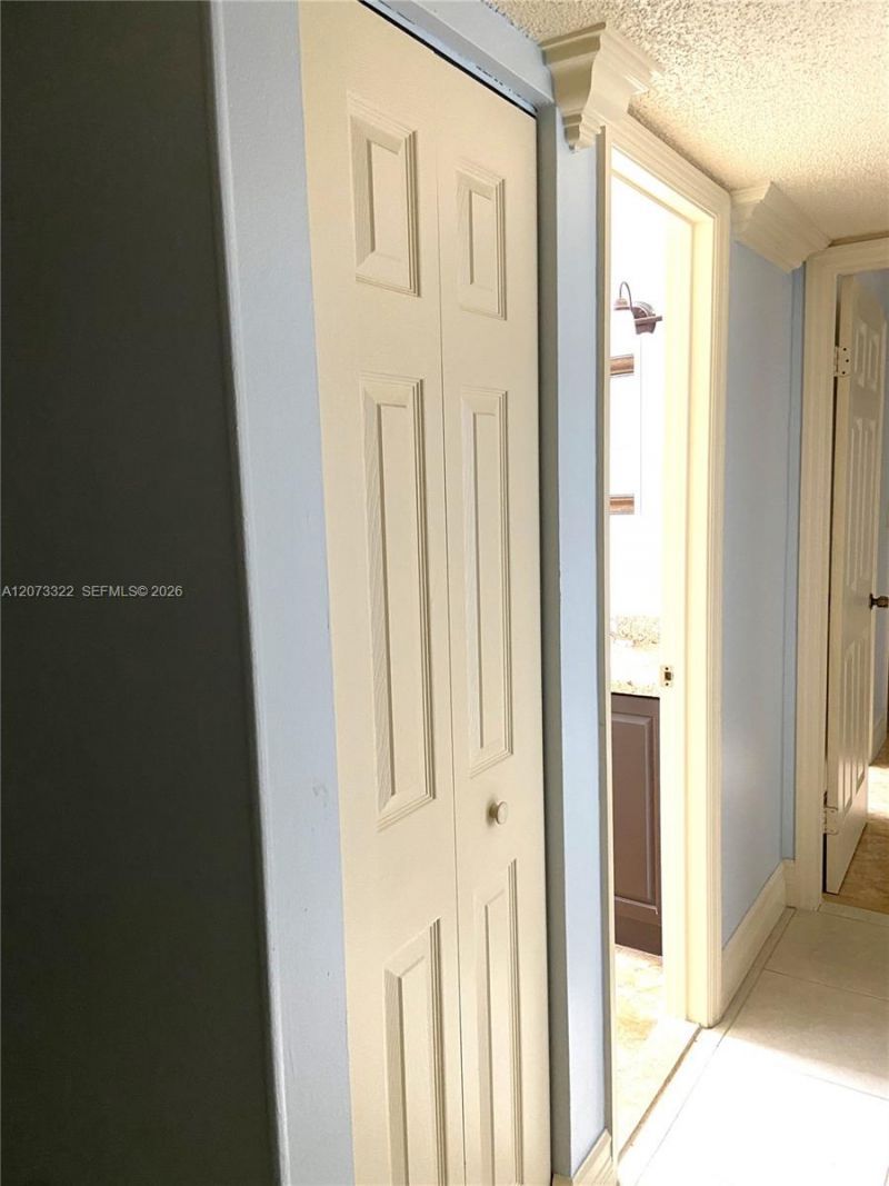 7020 Nova Dr , Unit 209D, Davie, FL 33317 Photo