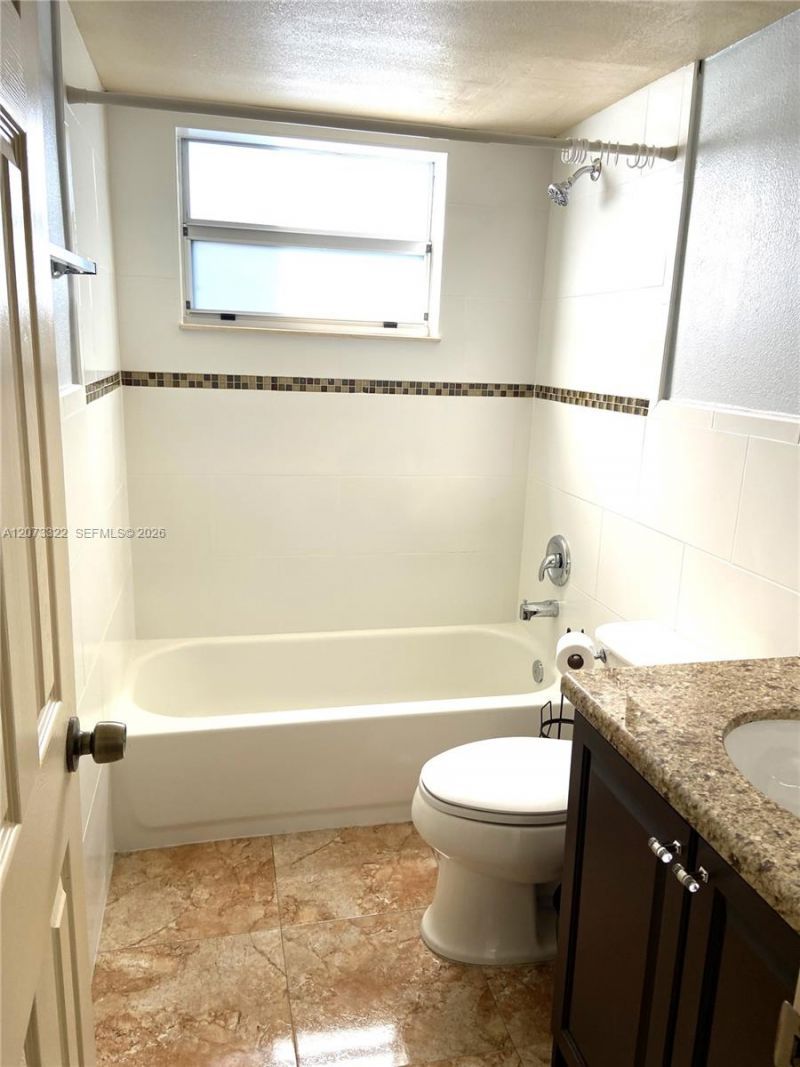 7020 Nova Dr , Unit 209D, Davie, FL 33317 Photo