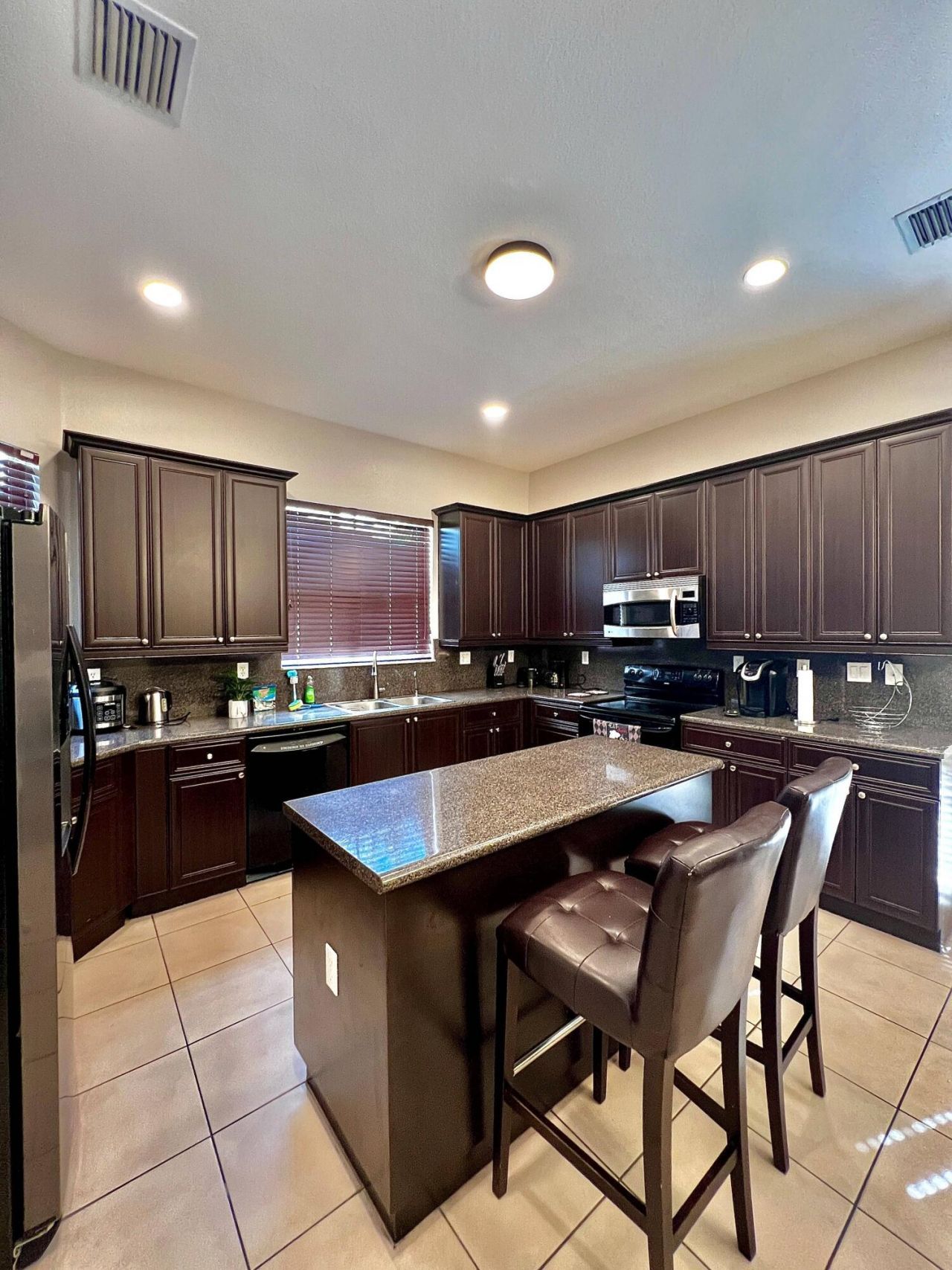8874 NW 182nd Street, Hialeah, FL 33018 Photo
