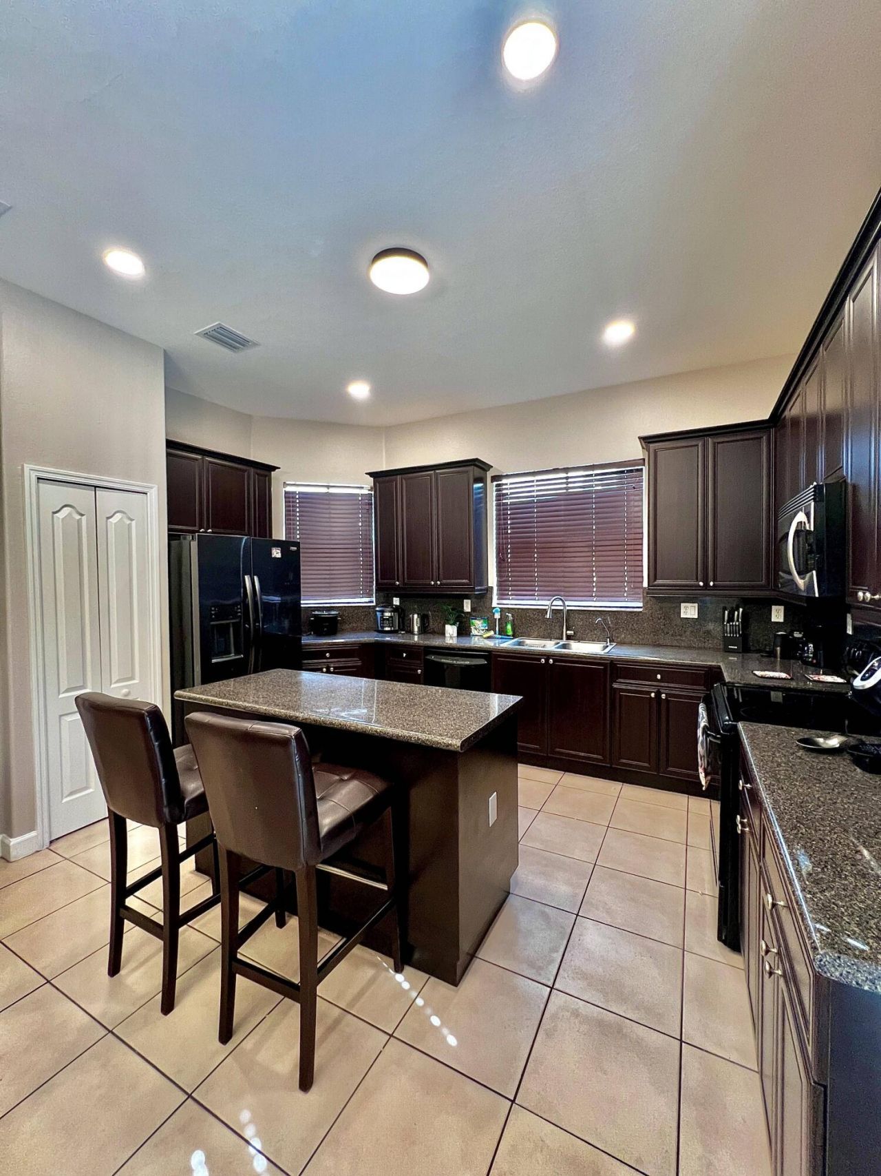 8874 NW 182nd Street, Hialeah, FL 33018 Photo