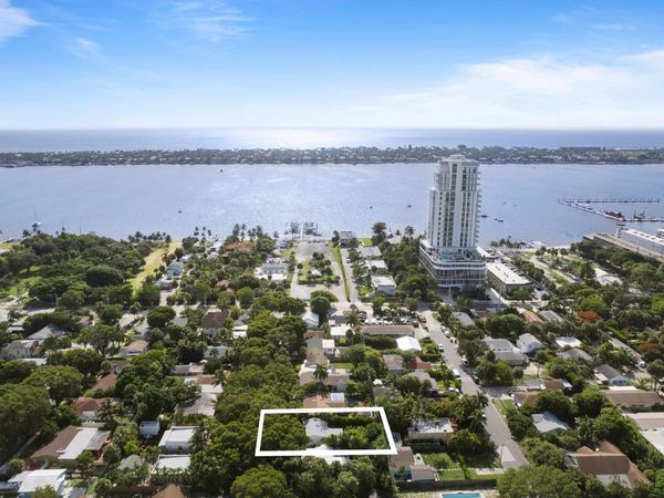 426 48TH Street, West Palm Beach, FL 33407