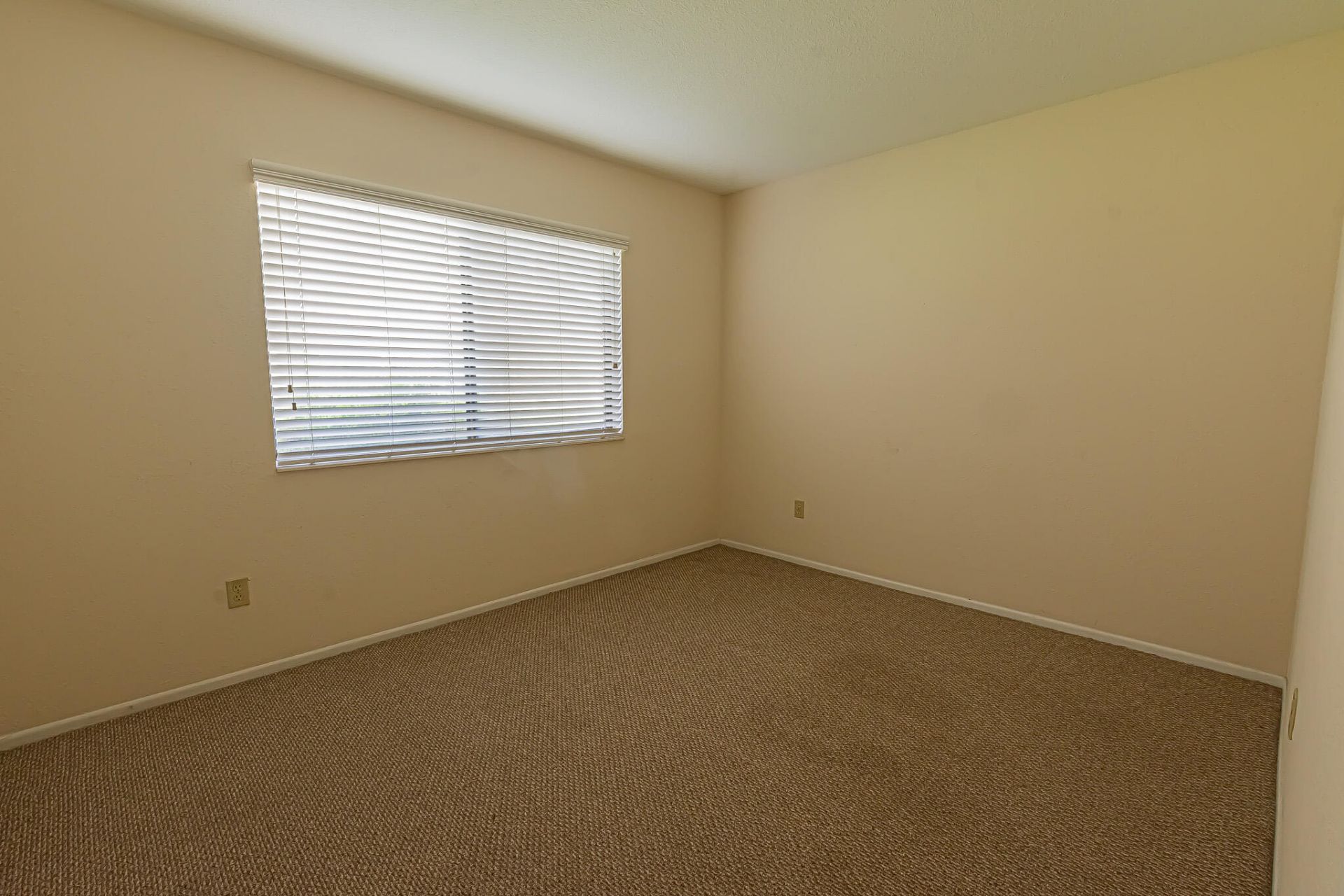 1566 SE Dewberry Court, Port Saint Lucie, FL 34952 Photo
