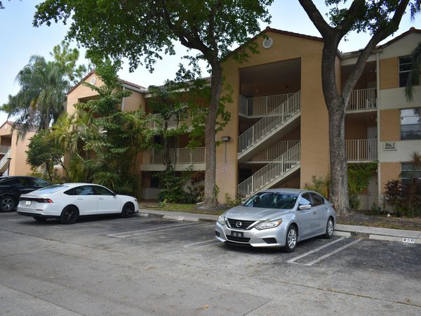 8298 NW 24TH Street, Coral Springs, FL 33065