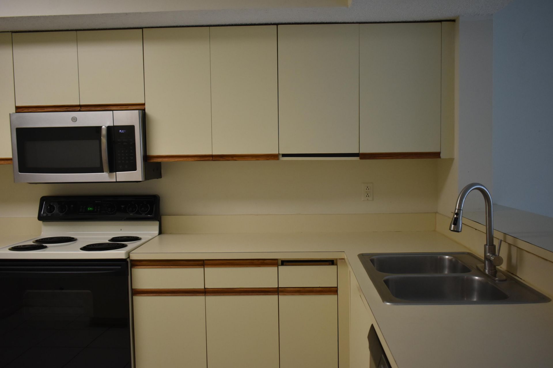 8298 NW 24th Street, Coral Springs, FL 33065 Photo