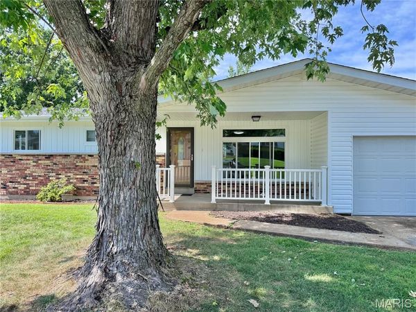 1249 Moonlight Drive, Arnold, MO 63010
