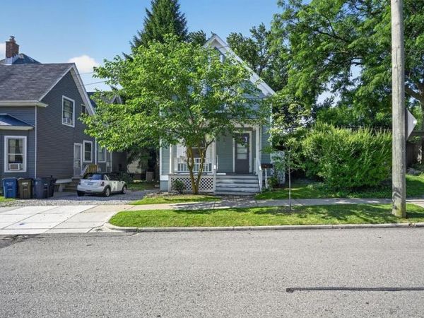 207 W Jefferson Street, Ann Arbor, MI 48103