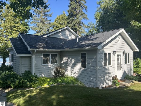 6921 Orchard Beach Drive, Cheboygan, MI 49721