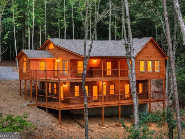 394 Blackberry Circle, Ellijay, GA 30536