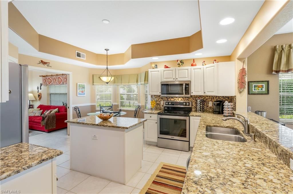 8184 Saratoga Dr, Unit 801, Naples, FL 34113 Photo