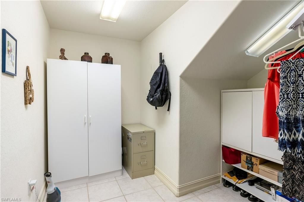 8184 Saratoga Dr, Unit 801, Naples, FL 34113 Photo