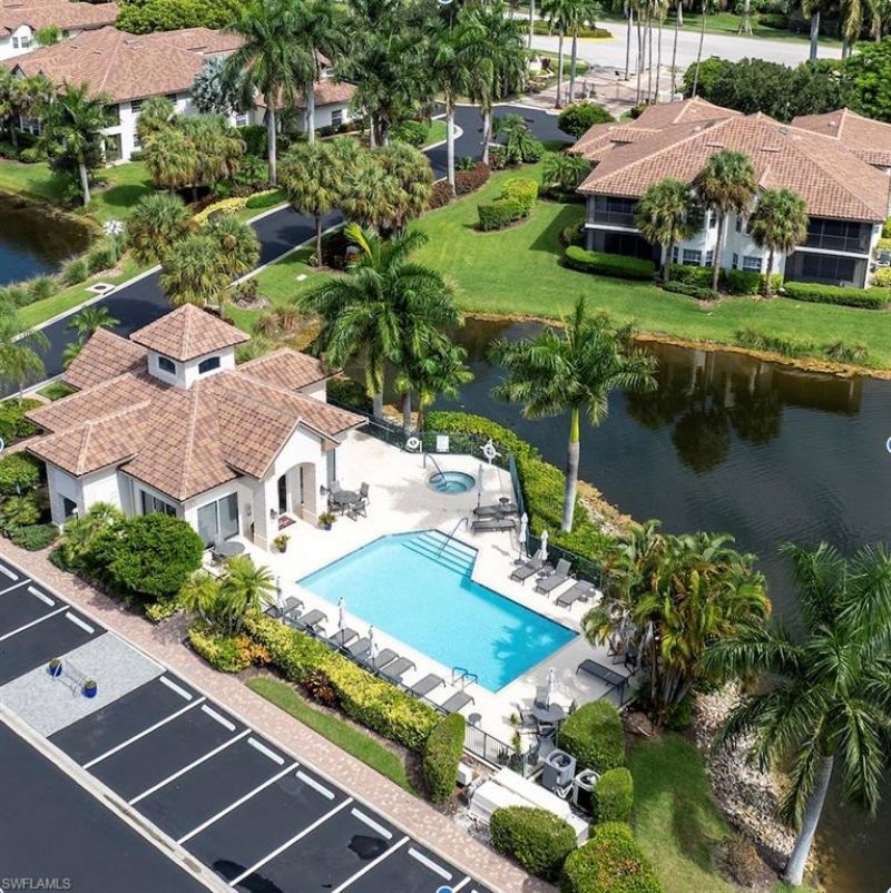 8184 Saratoga Dr, Unit 801, Naples, FL 34113 Photo