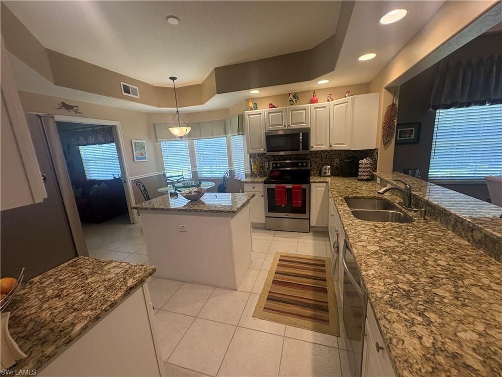8184 Saratoga Dr, Unit 801, Naples, FL 34113 Photo