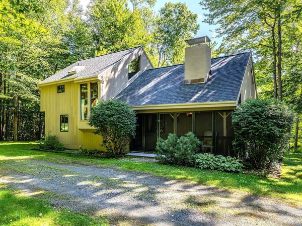 23 Loop Road, Unit 10, Winhall, VT 05340