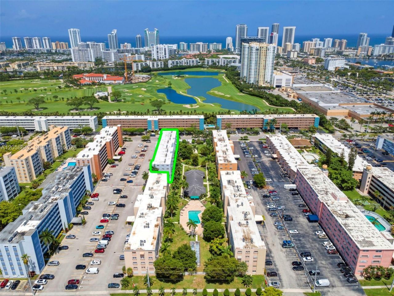 233 NE 14th Ave , Unit 108, Hallandale Beach, FL 33009 Photo