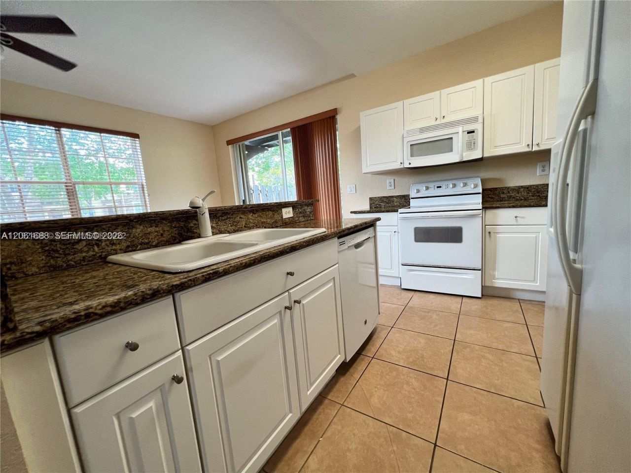 9249 SW 227th St , Unit 2-22, Cutler Bay, FL 33190 Photo
