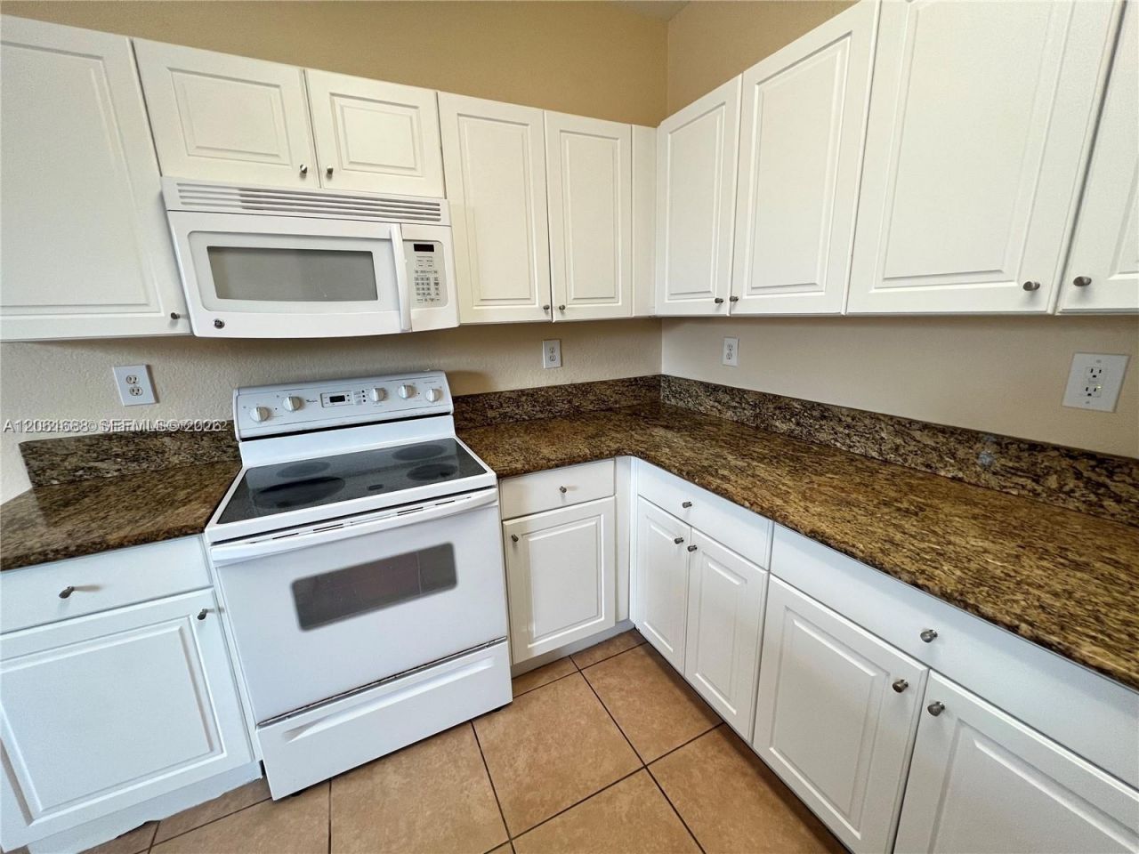 9249 SW 227th St , Unit 2-22, Cutler Bay, FL 33190 Photo