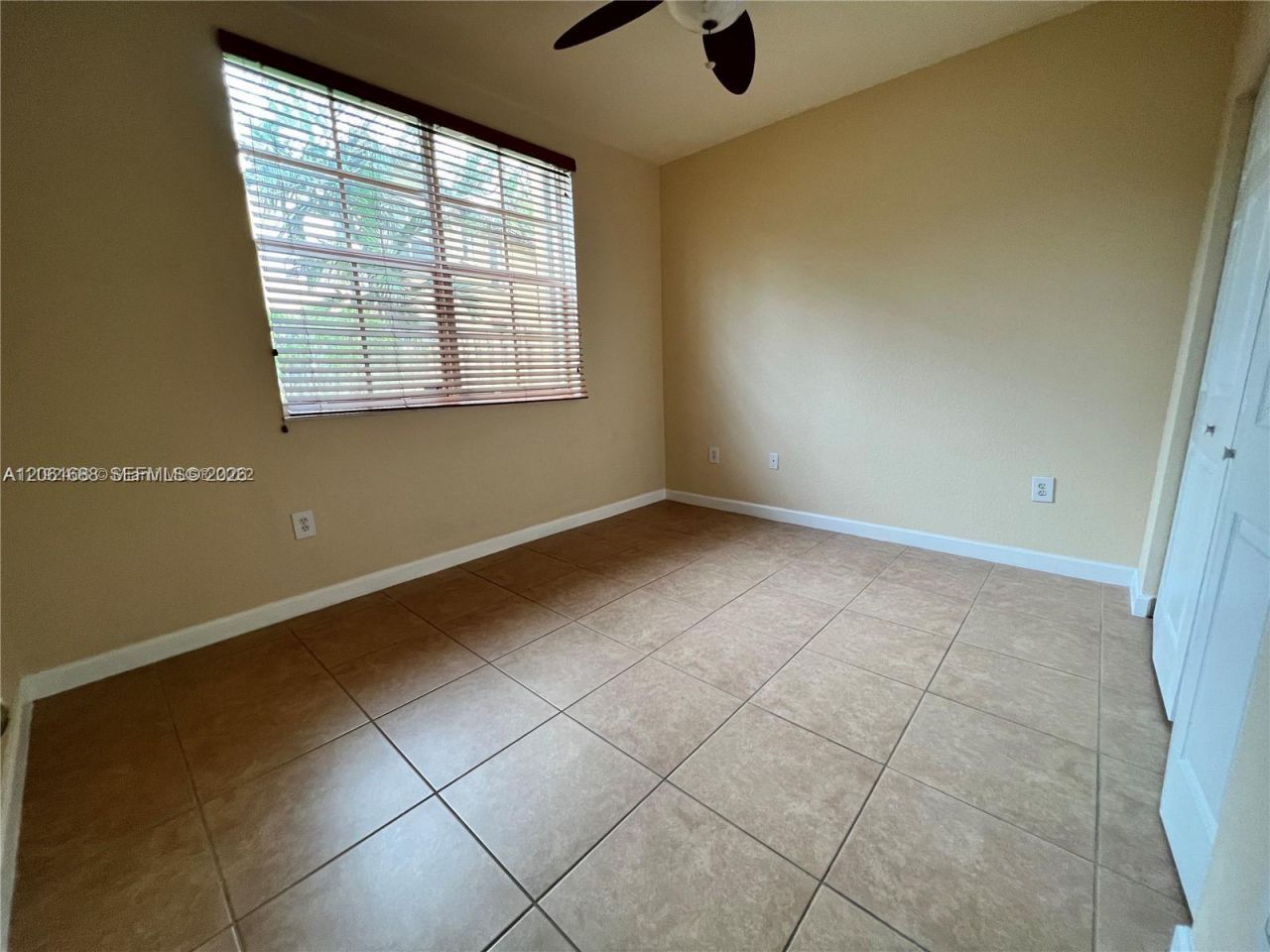9249 SW 227th St , Unit 2-22, Cutler Bay, FL 33190 Photo