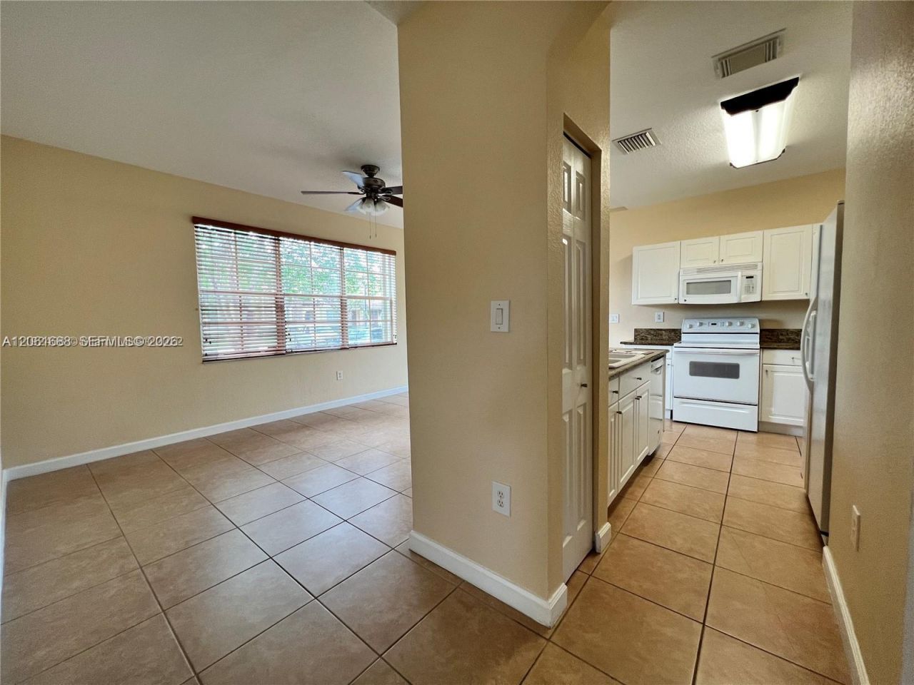 9249 SW 227th St , Unit 2-22, Cutler Bay, FL 33190 Photo