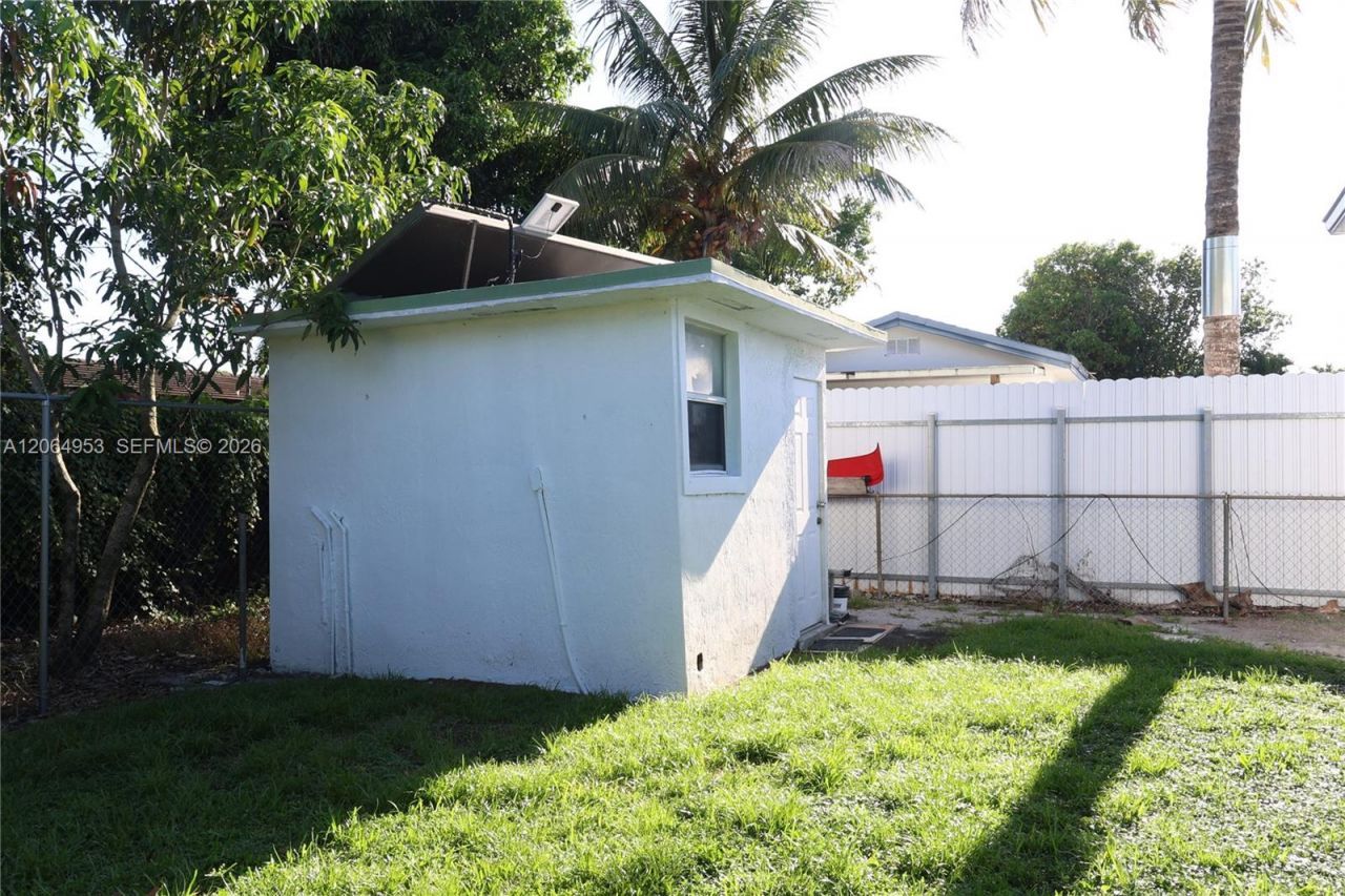 4330 NW 203rd Ter , Miami Gardens, FL 33055 Photo