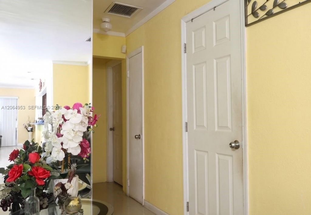 4330 NW 203rd Ter , Miami Gardens, FL 33055 Photo