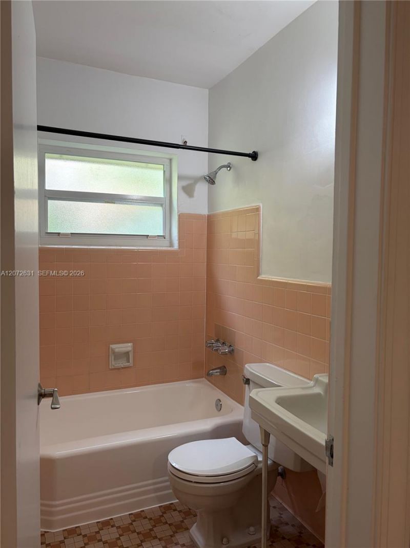 3923 Segovia St , Unit 2nd floor, Coral Gables, FL 33134 Photo