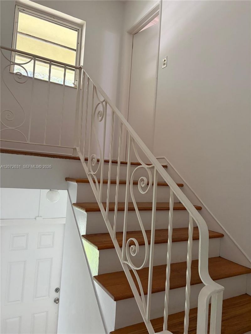 3923 Segovia St , Unit 2nd floor, Coral Gables, FL 33134 Photo