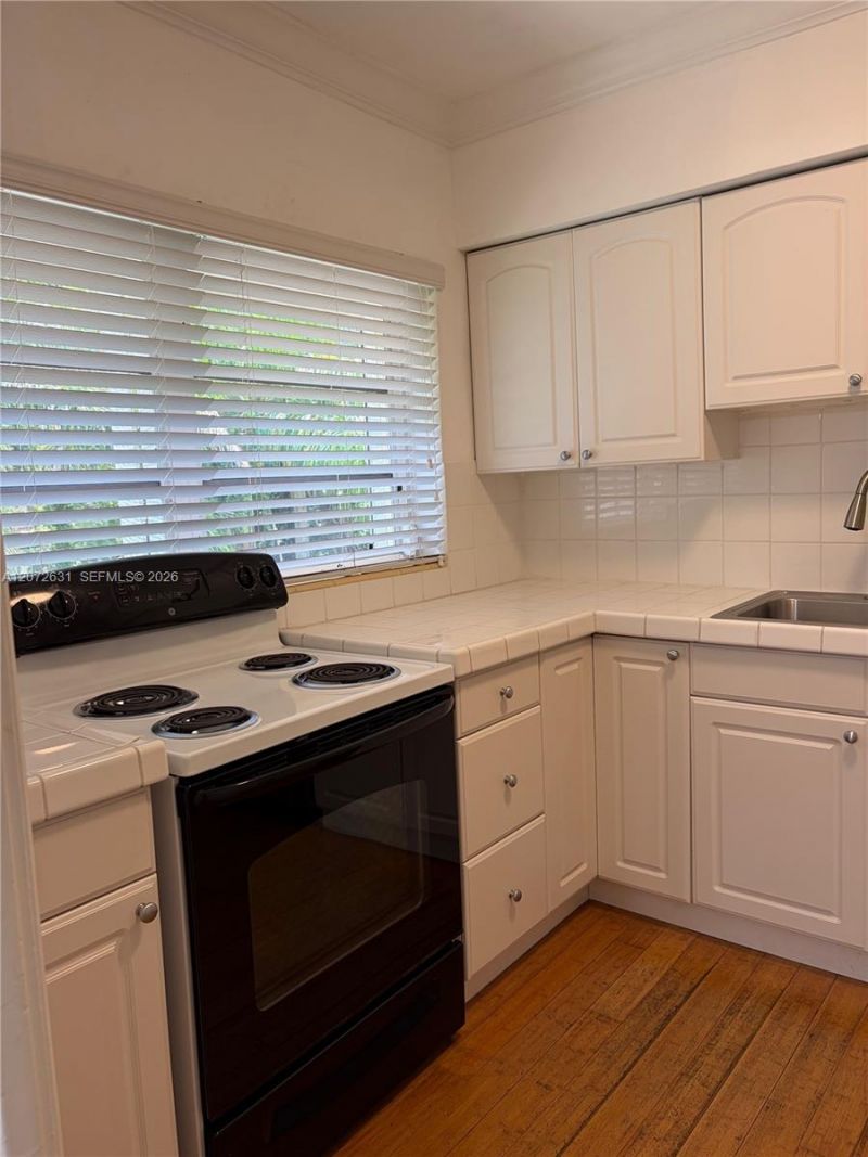 3923 Segovia St , Unit 2nd floor, Coral Gables, FL 33134 Photo