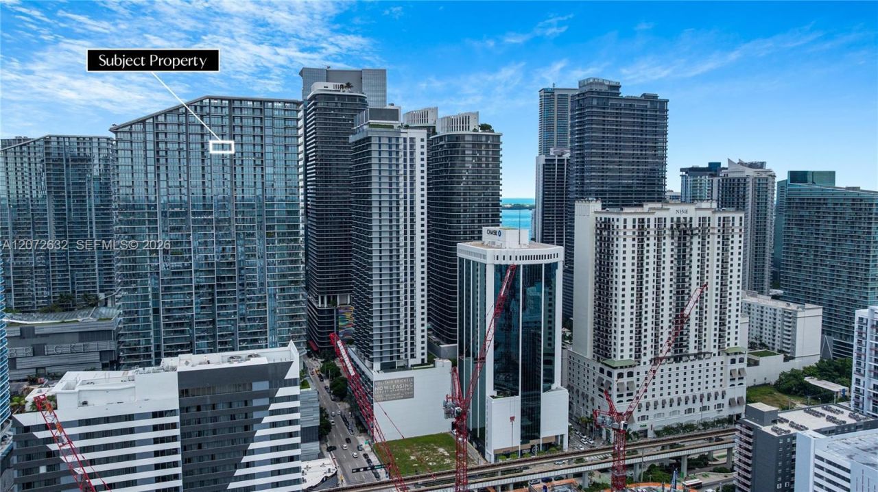 88 SW 7th St, Unit 4006, Miami, FL 33130 Photo
