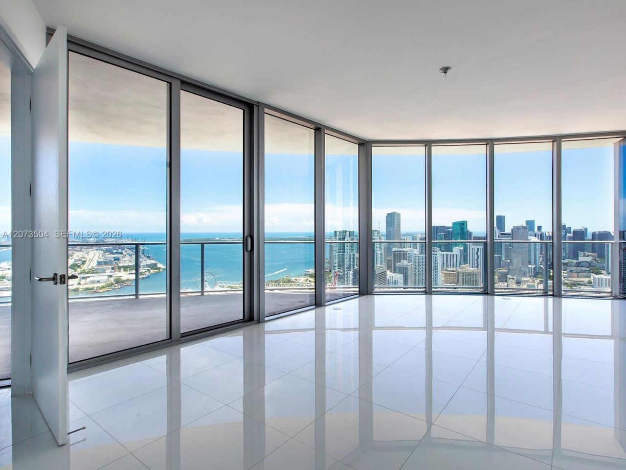 851 NE 1st Ave , Unit PH5011, Miami, FL 33132 Photo