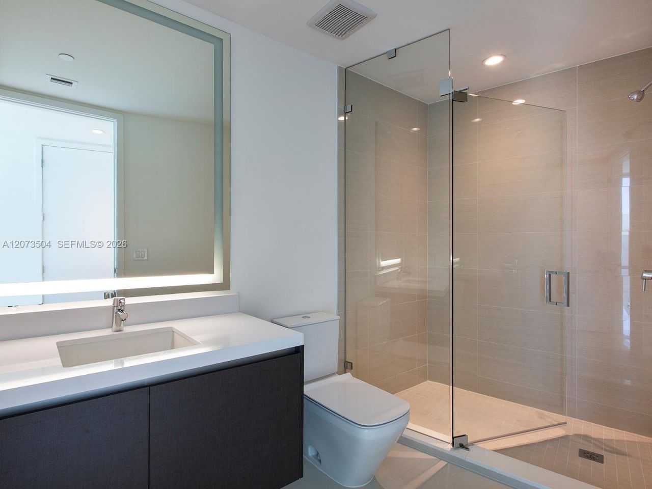 851 NE 1st Ave , Unit PH5011, Miami, FL 33132 Photo