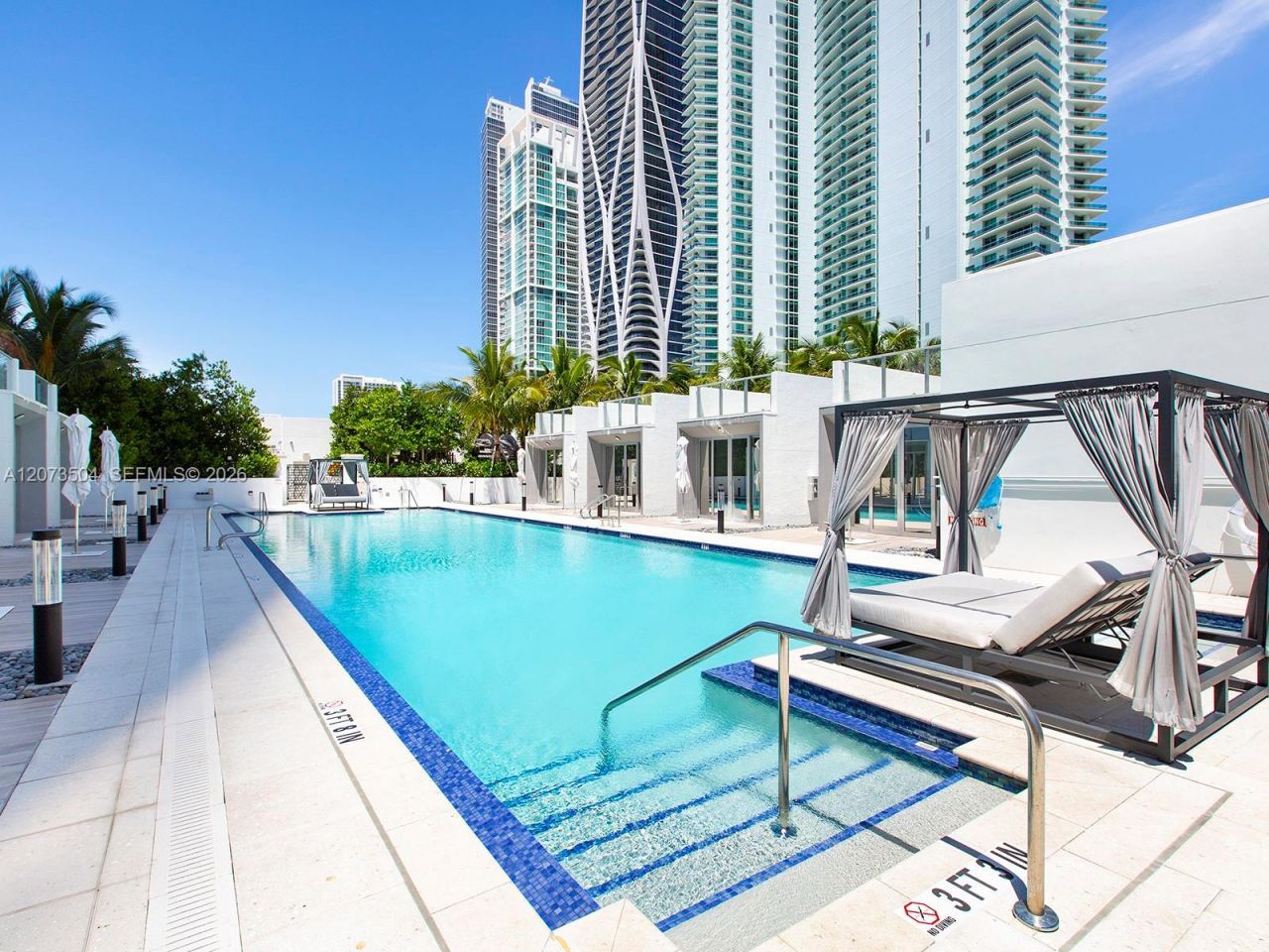 851 NE 1st Ave , Unit PH5011, Miami, FL 33132 Photo