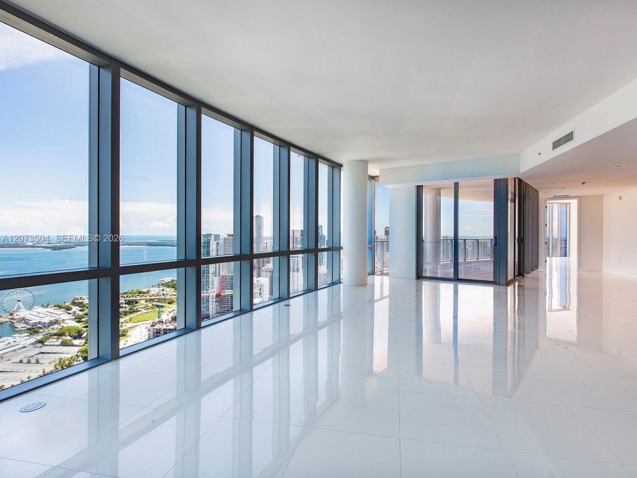 851 NE 1st Ave , Unit PH5011, Miami, FL 33132 Photo