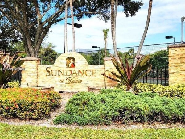 2926 S University Dr, Unit 6102, Davie, FL 33328