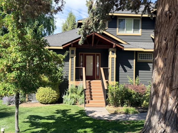4819 Falcon Drive, Klamath Falls, OR 97601
