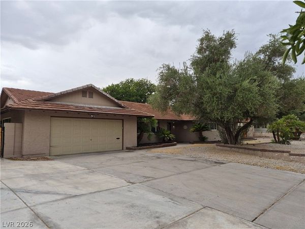 3753 S Rosecrest Circle , Las Vegas, NV 89121