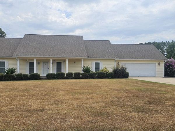 31 Ridgefield Drive, Ward, AR 72176