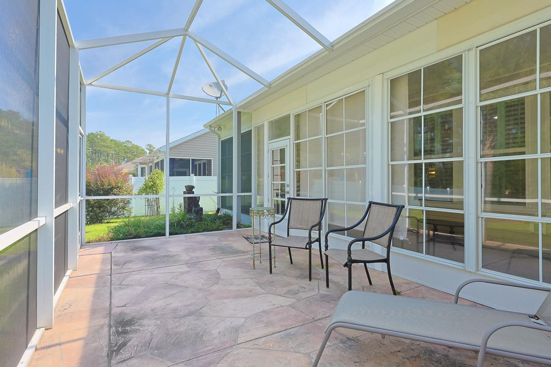 645 Lafayette Park Dr. Photo 27