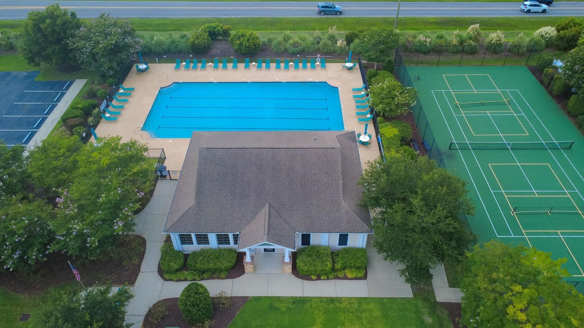 645 Lafayette Park Dr. Photo 36