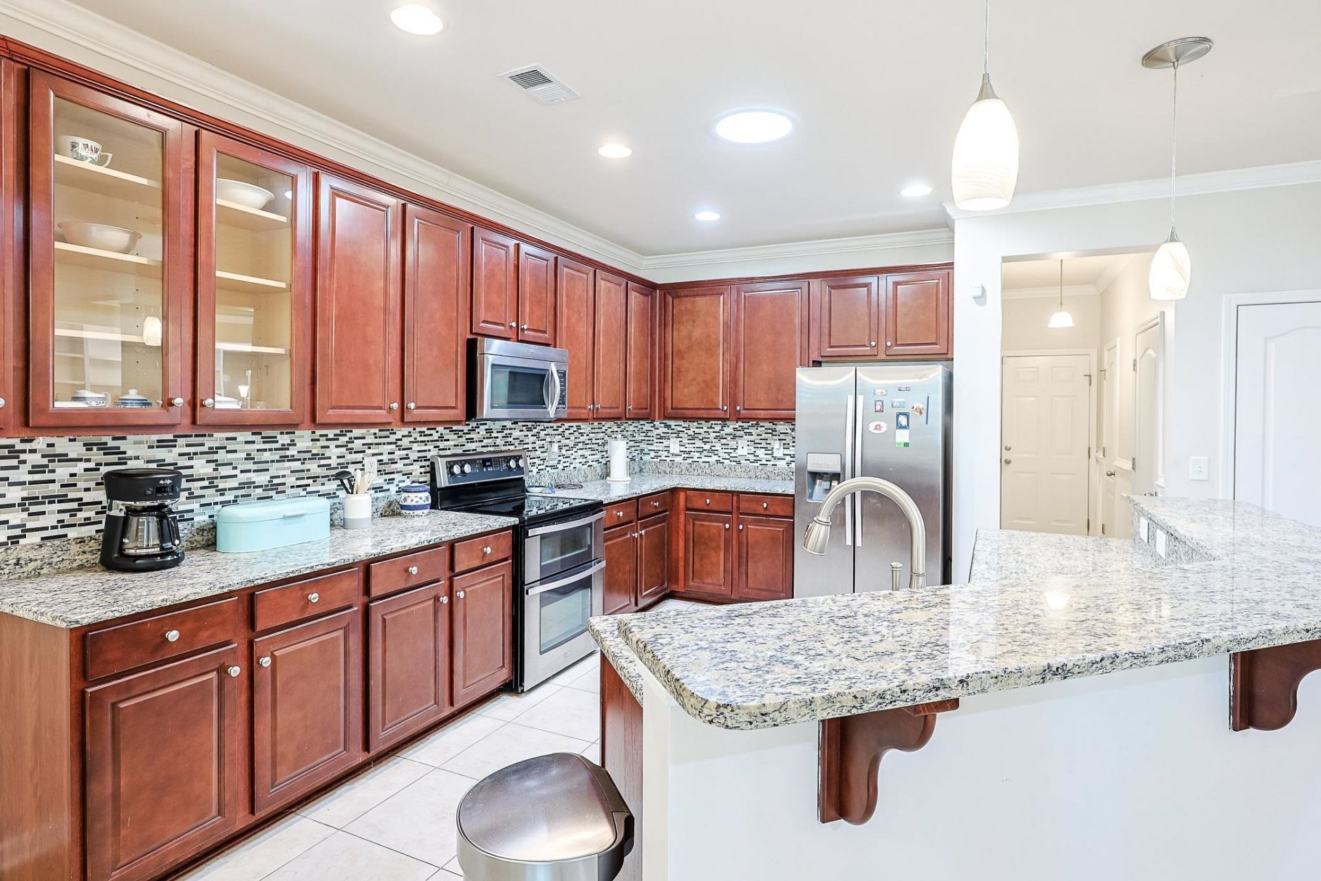645 Lafayette Park Dr. Photo 5