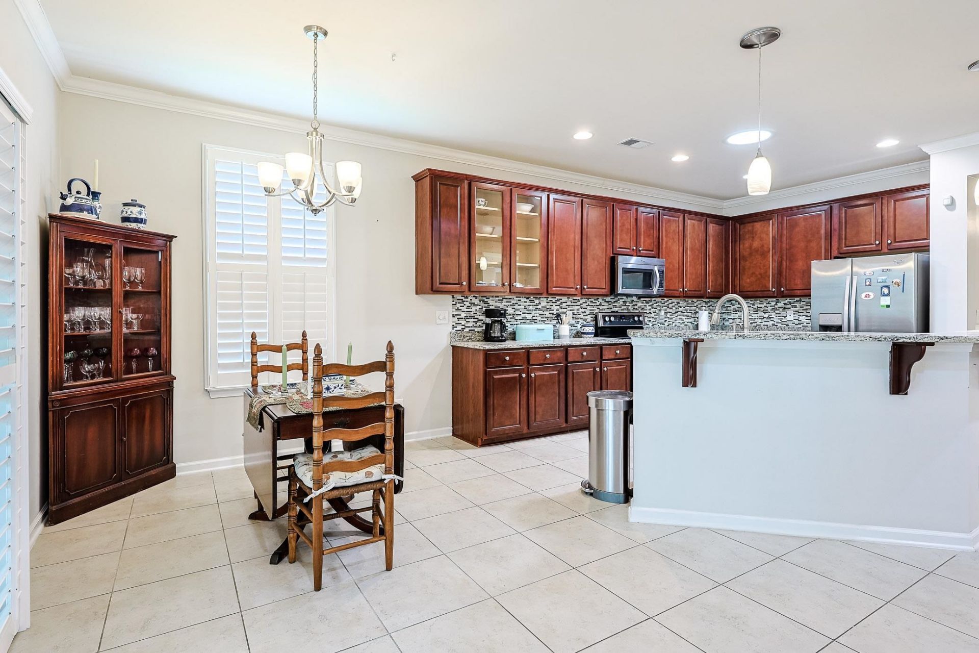 645 Lafayette Park Dr. Photo 6
