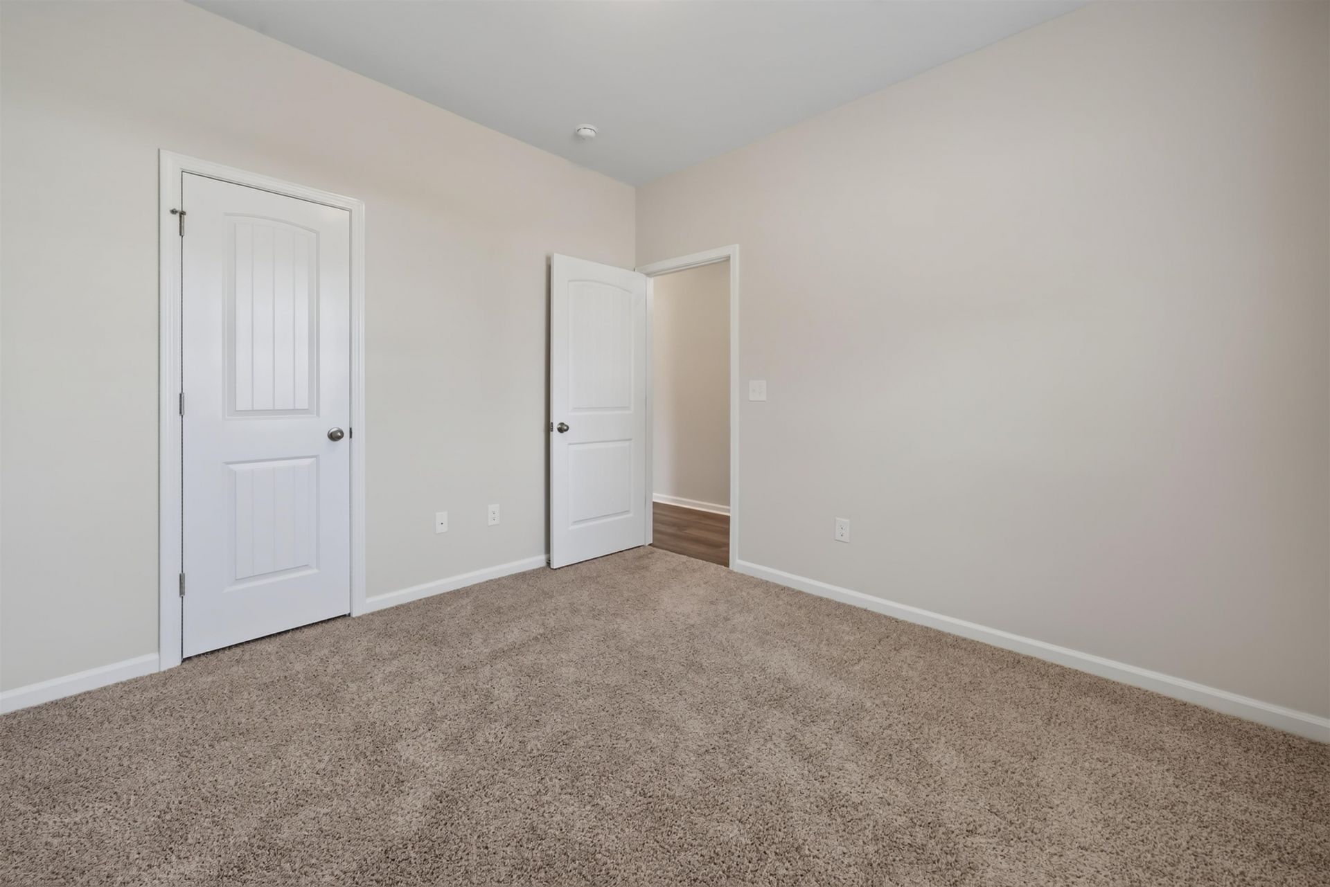 4208 Danby Lane Photo 42
