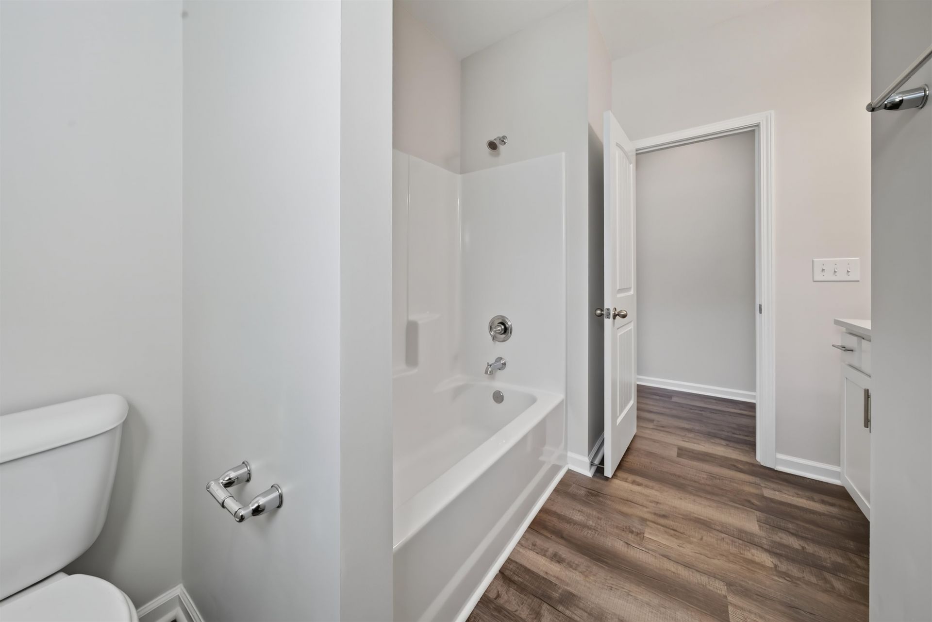 4208 Danby Lane Photo 45