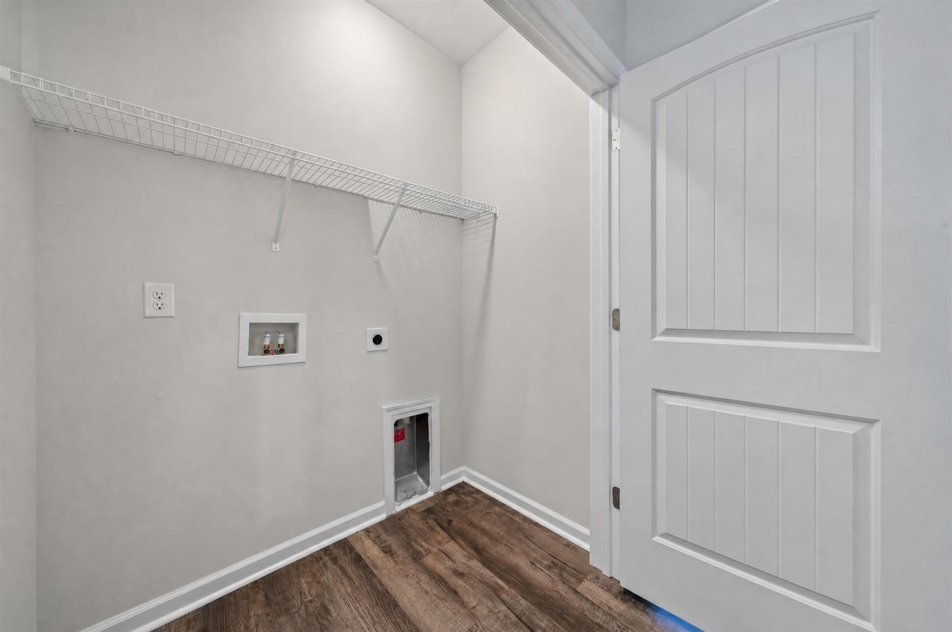 4208 Danby Lane Photo 46
