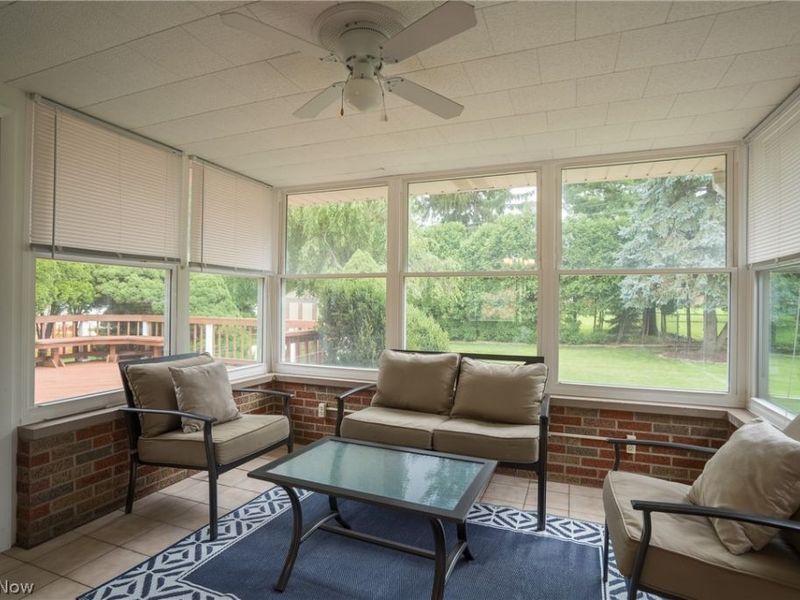 320 Justo Lane, Seven Hills, OH 44131 Photo 17