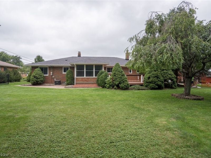 320 Justo Lane, Seven Hills, OH 44131 Photo 45