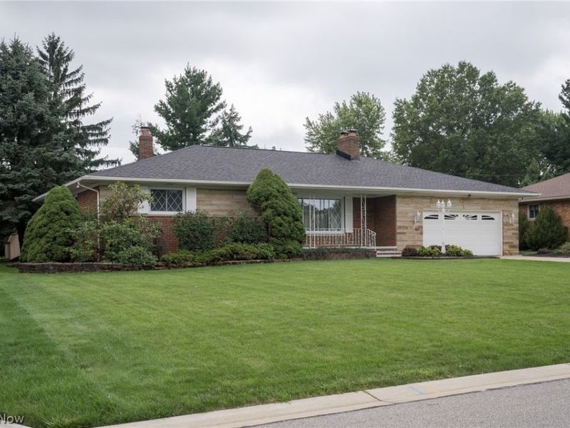 320 Justo Lane, Seven Hills, OH 44131 Photo 46