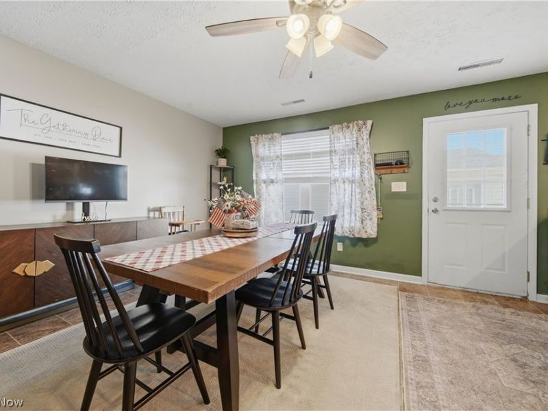 2137 Beechtree Drive, Uniontown, OH 44685 Photo 16